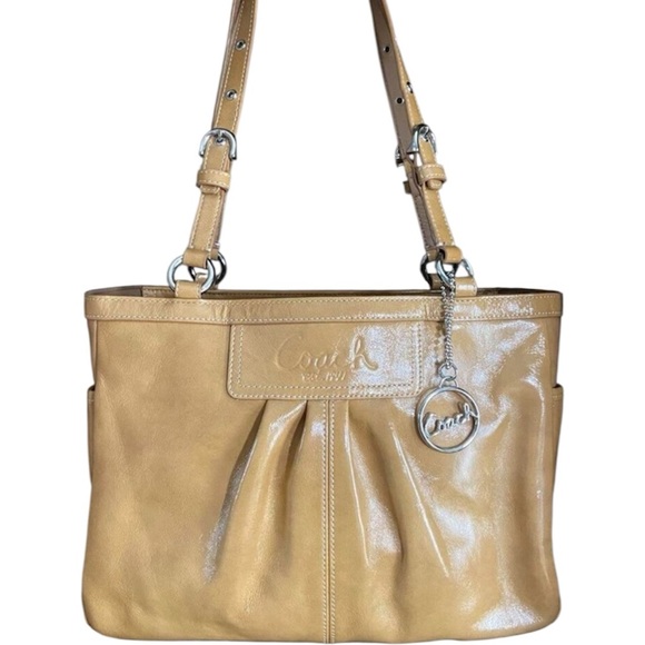 Coach Handbags - Coach Gallery Tan Patent Glossy Leather Shoulder Tote Purse Silver Hardware
